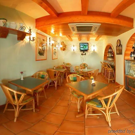 מלון The Mediterranea & 4*