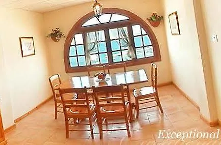 The Mediterranea & 4* סיינט פול ביי