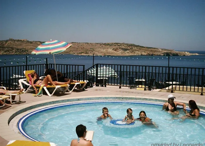 Hotel The Mediterranea & San Pawl il-Baħar