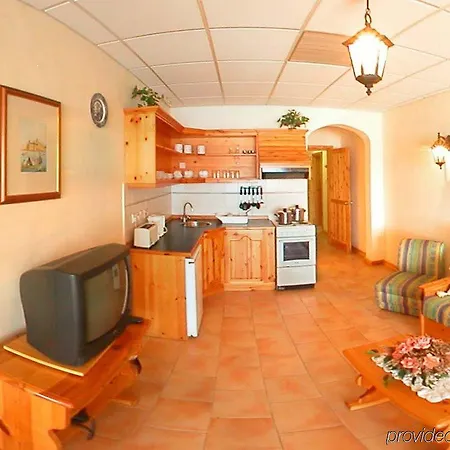 Ξενοδοχείο The Mediterranea &